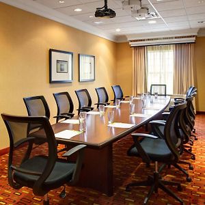 Courtyard By Marriott London